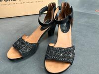 Pumps mit Blumen 40 schwarz Reißverschluss Ara Bayern - Lappersdorf Vorschau