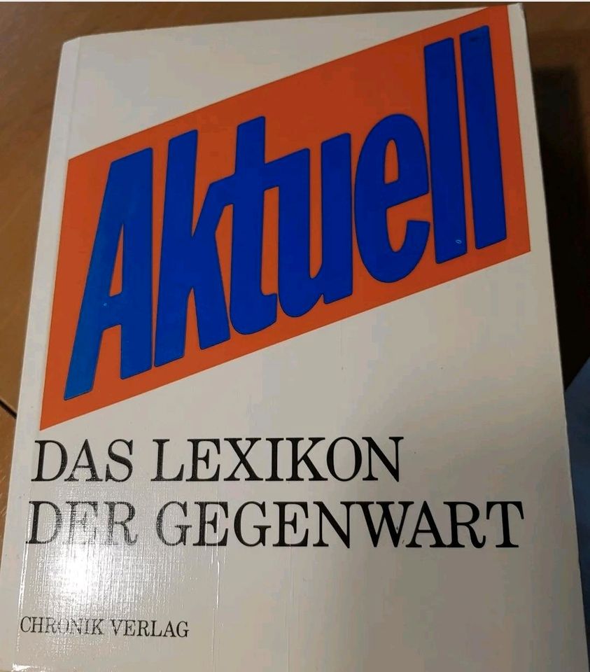 Aktuell Das Lexikon der Gegenwart Chronik Verlag Top Zustand in Krombach