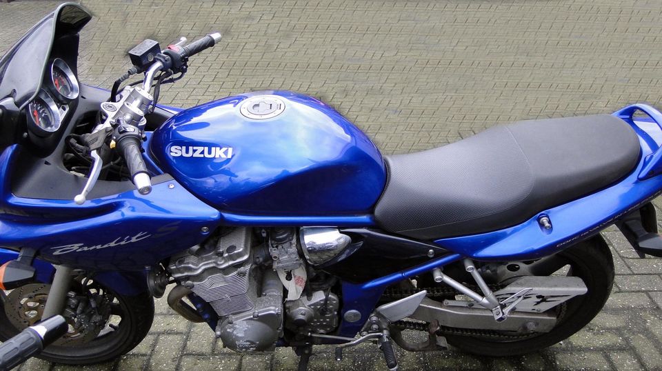 Motorrad Suzuki Bandit 600 in Oldenburg