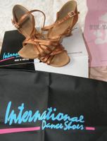 Professionale Tanzschuhe (England) Größe 36dance Hessen - Wehretal Vorschau