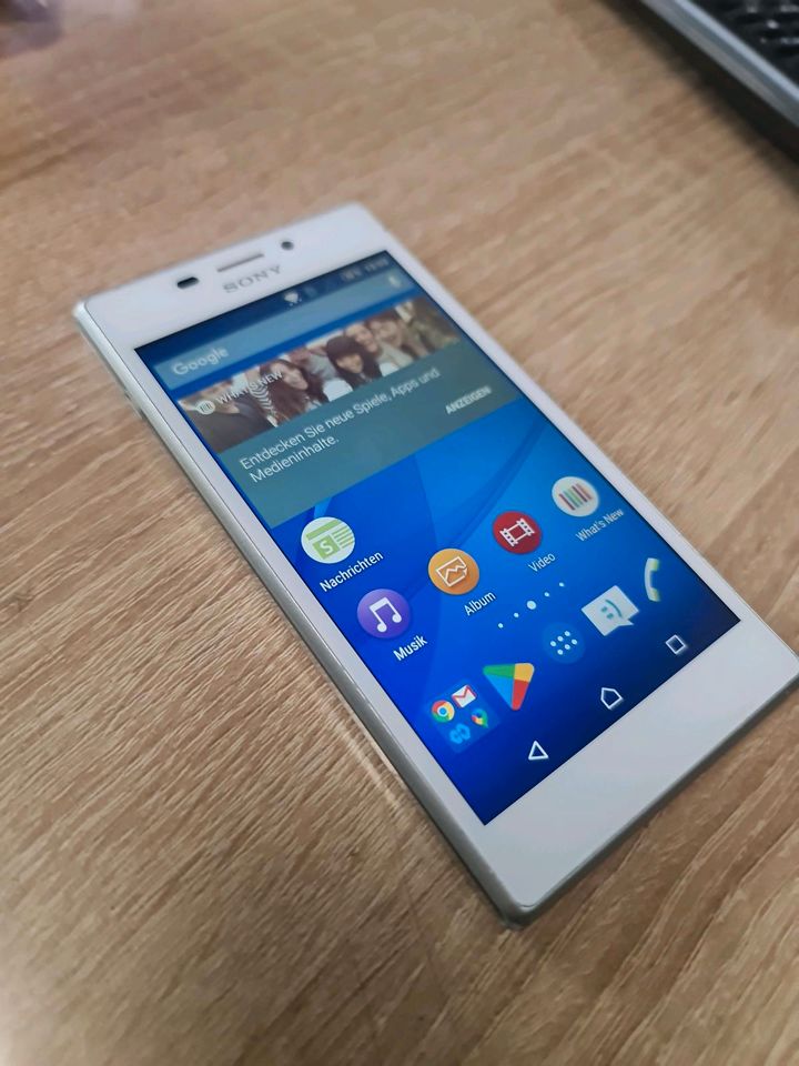 Sony Experia D2303 Weiss in Duisburg