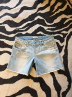 Sexy Jeans Shorts von Pimkie in 38 Nordrhein-Westfalen - Grevenbroich Vorschau