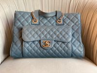 CHANEL Bowlingbag Caviarleder blau Tasche Handtasche München - Au-Haidhausen Vorschau