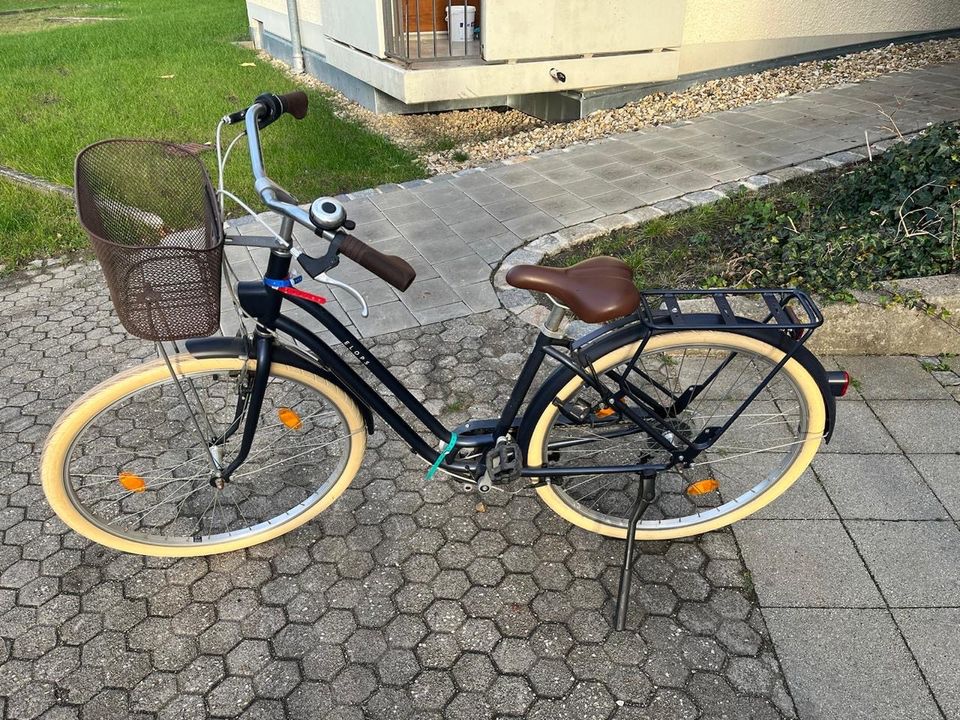 Damen Fahrrad CityBike mit Fahrradschloss und Fahrradpumpe in Regensburg