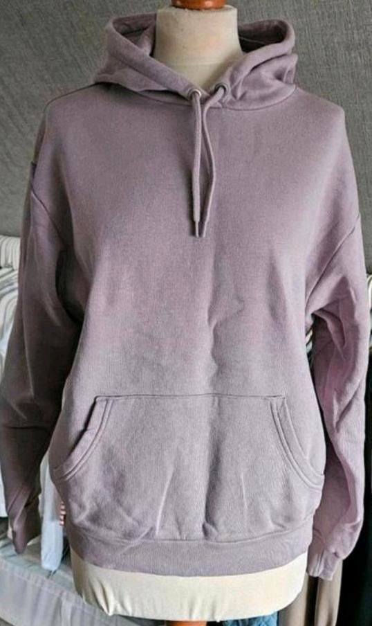 Monki Hoodie Kapuzenpullover lila flieder rose GrXS in Berlin