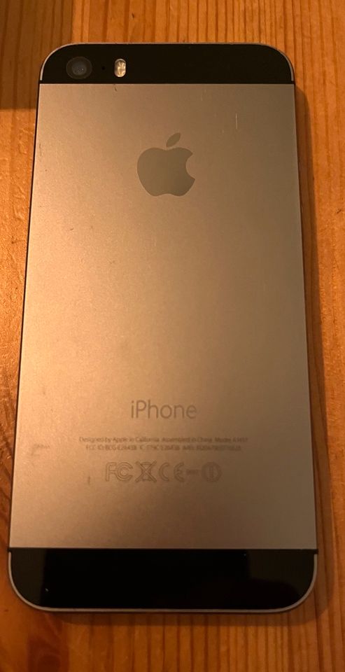 Apple iPhone 5S 32GB Space Gray  *Topzustand* in Leipzig