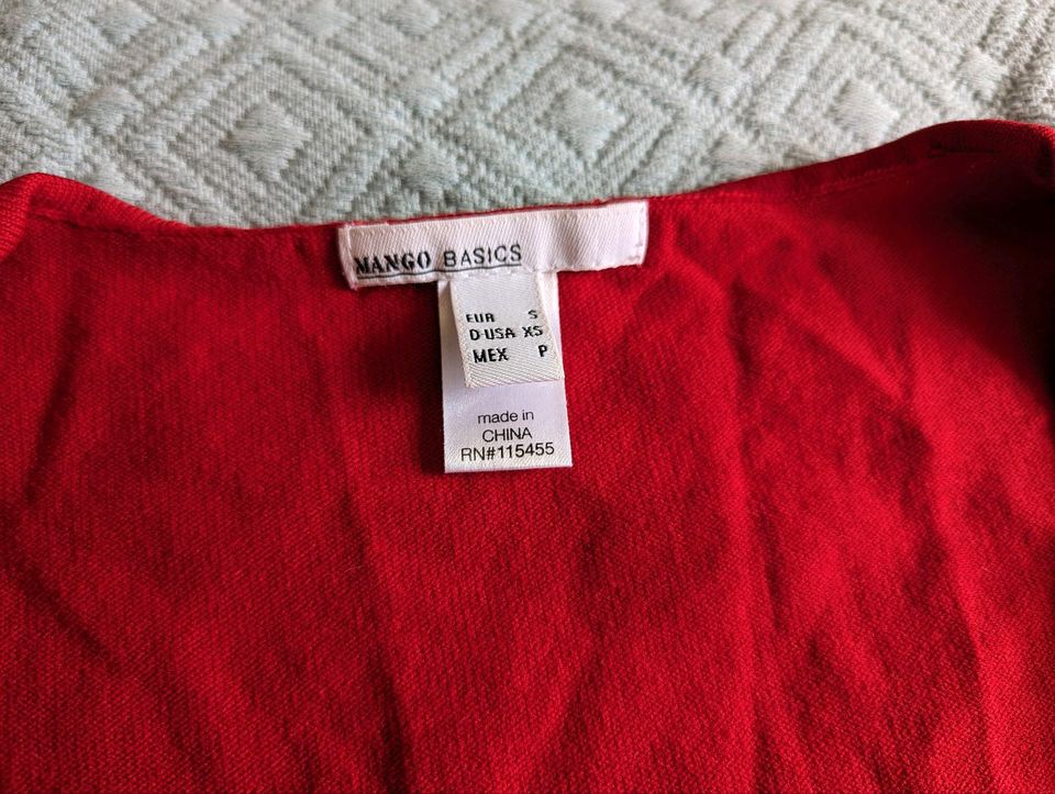 Shirt von Mango, rot, Größe xs in Bremen