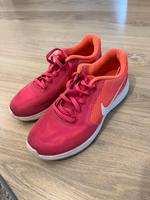 Nike Kinder Schuhe 38.5 Hessen - Idstein Vorschau