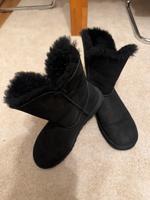 UGG Stiefel Süd - Niederrad Vorschau