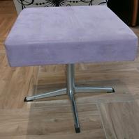 Vintage Sitzhocker Hocker drehbar Flieder DDR Chromgestell Sachsen-Anhalt - Hötensleben Vorschau