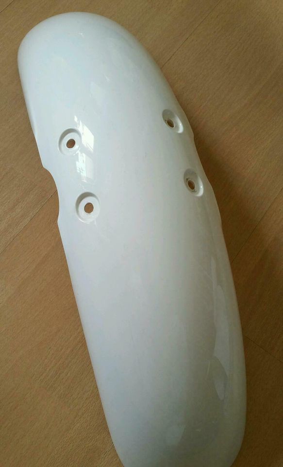 orig. Triumph Bonneville T100 Front Fender Neu in Frankfurt am Main