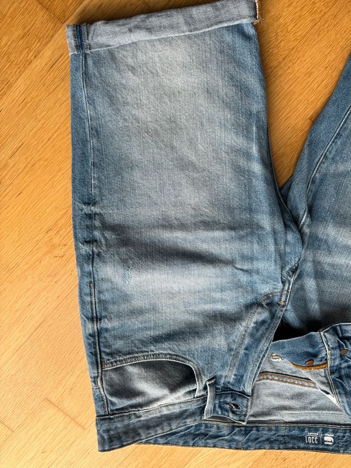 G-Star Herren Jeans 3301, kurz, Größe 29 in Erkrath