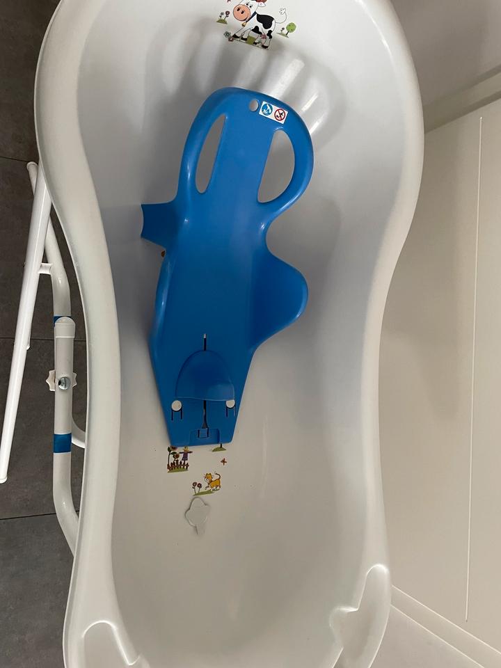 Baby Badewanne XXL 100 cm mit Ablauf und Badewannenständer in Süpplingen