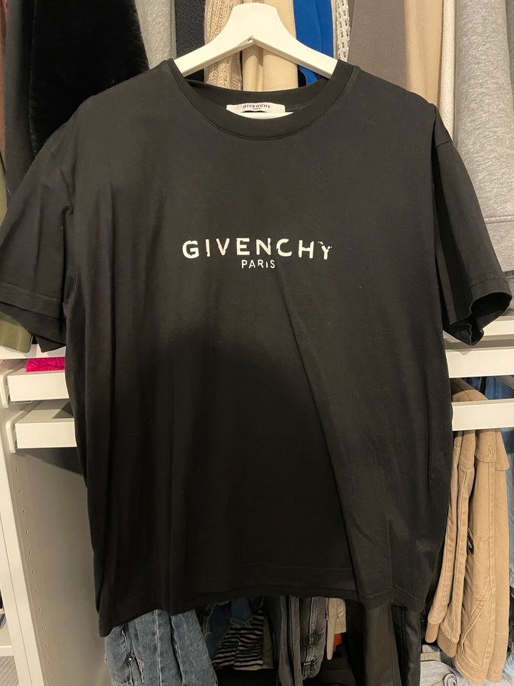 Originales Givenchy T-Shirt in schwarz wie neu Damen in Köln