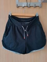 Esprit Sport Shorts 2 in 1 mit Radler Gr. S Thüringen - Weimar Vorschau