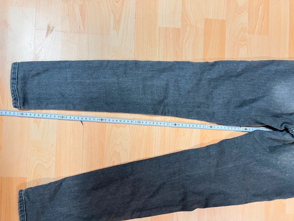 ESPRIT Jeans mit Stretchkomfort SKINNY medium rise  GREY 27/32 in Böhmenkirch