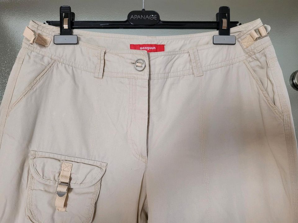 Capri Hose, 3/4 Hose, Sommerhose Gr. 40 beige Manguun in Gau-Bischofsheim