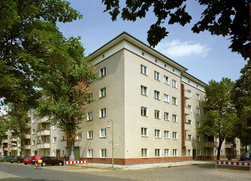 Altbauwohnung im Flughafen-Karree Neukölln Bezugsfertig in Berlin