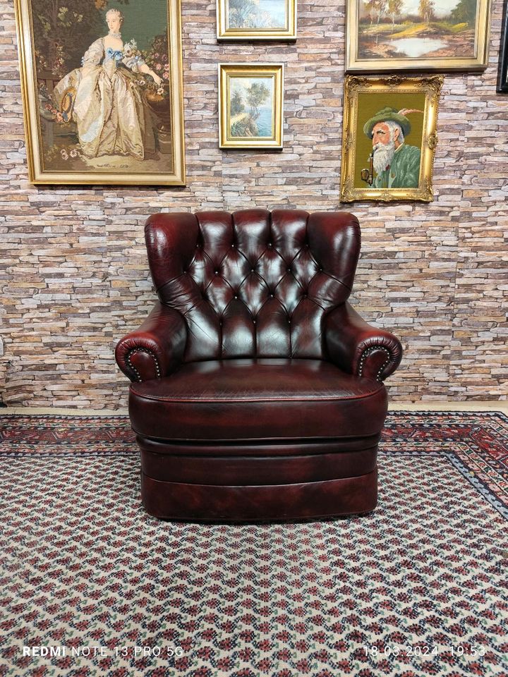 CHESTERFIELD Sessel in einem Guten Vintage Zustand in Düsseldorf