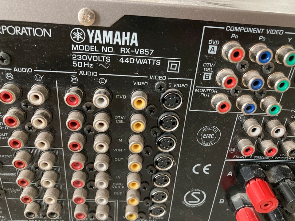 YAMAHA AV Reciever 5.1 Dolby Sourround RX-V657 in Weil der Stadt