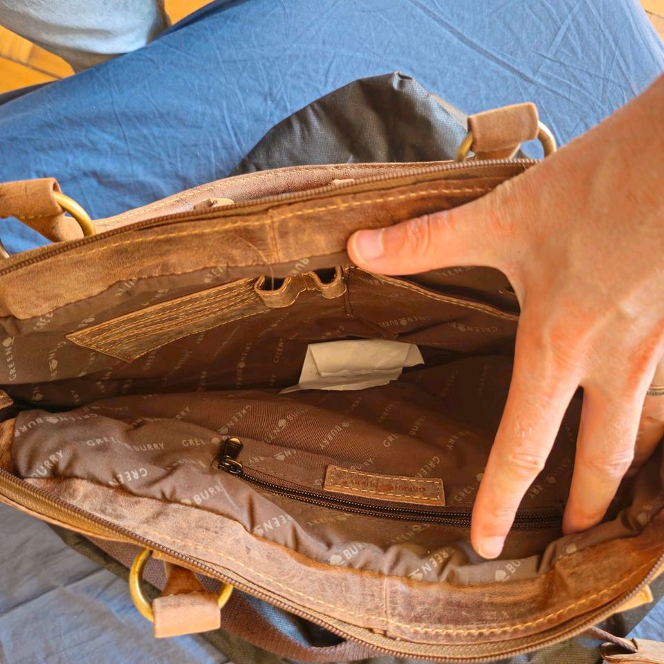 Herrentasche aus Leder in München