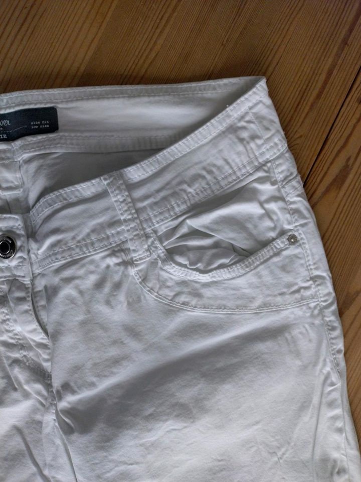 3/4 Hose weiß s.Oliver Größe 40 slim fit Low rise in Tübingen