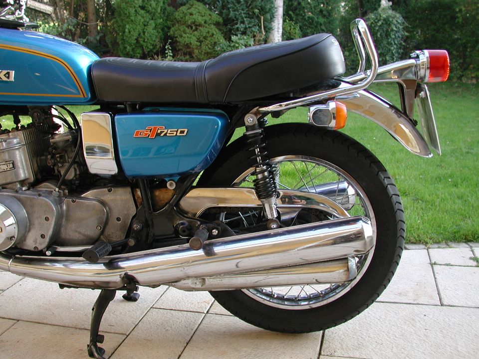 Suzuki GT750 Bj76 Classic Data Note2, ohne Mängel in Stockach