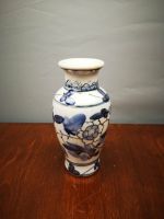 kleine Vase Blumenvase blau weiß Blumen China porzellan keramik Hessen - Trendelburg Vorschau