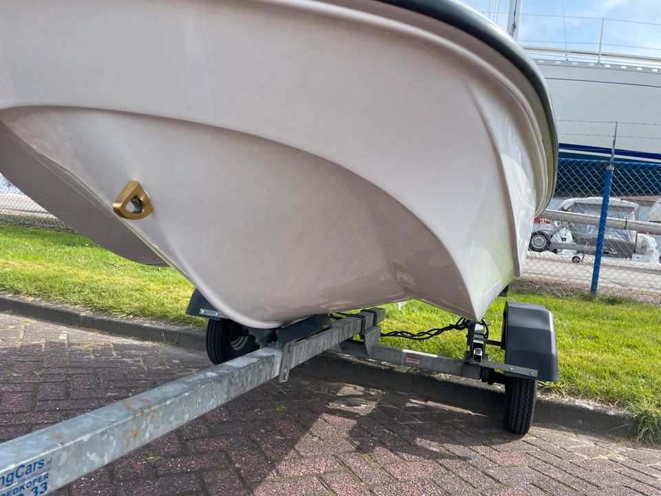 So gut wie neu Boston Whaler 9ft in Wuppertal