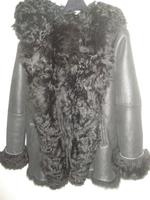 Lammfelljacke Lederjacke Echtpelz Lammfell Kapuze M NEU schwarz Niedersachsen - Langenhagen Vorschau