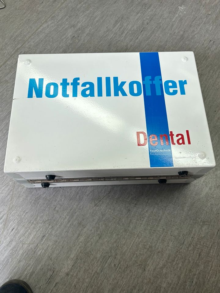 Notfall Arztkoffer Dental Teut O2 technik in Sindelfingen