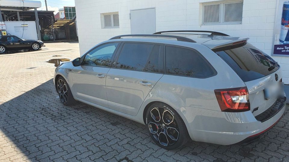 Skoda Octavia 2.0 TSI DSG RS 245 Combi RS in Edenkoben