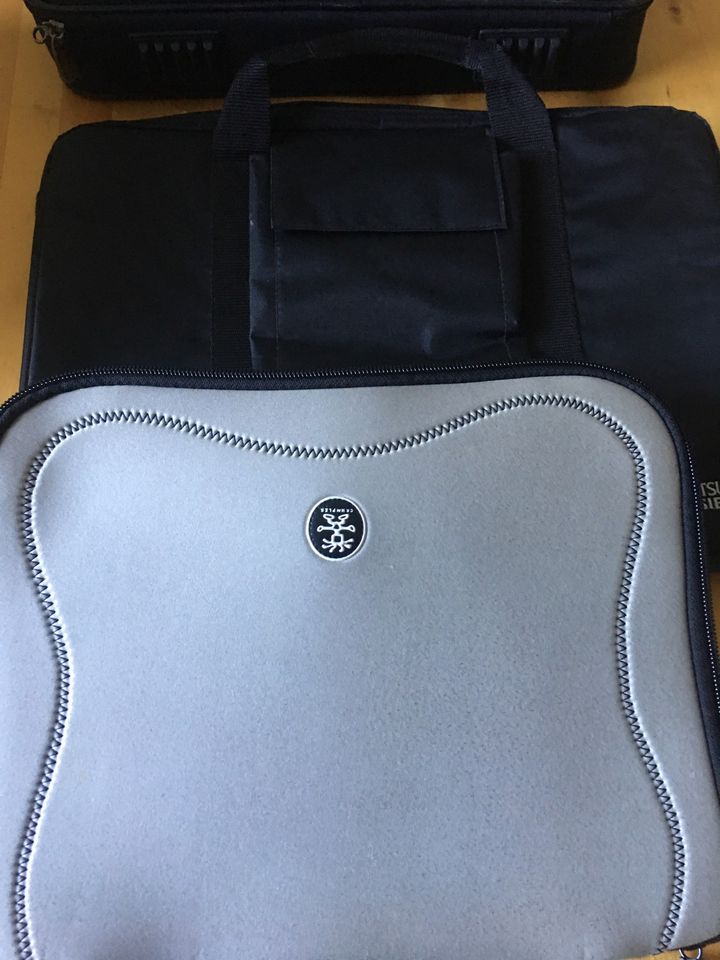 Laptop Taschen und iPad Hülle in Düsseldorf