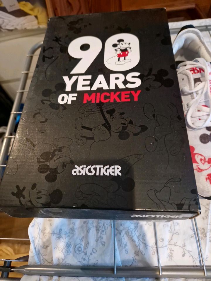 Asics disney mickey Mouse neu Größe 40, 90 Jahre mickey in Mönchengladbach