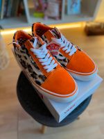 Vans Old Skool x Supreme Leopard Orange Gr.44 MIT RECHNUNG Nordrhein-Westfalen - Rösrath Vorschau