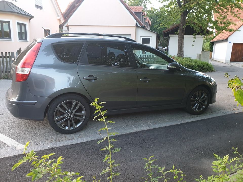 Hyundai i 30 CW, Diesel in Moosburg a.d. Isar