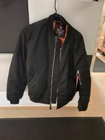 Alpha Jacke Hessen - Wiesbaden Vorschau