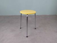 Vintage Hocker 50er 60er 70er MidCentury Stahlrohr Hessen - Gießen Vorschau