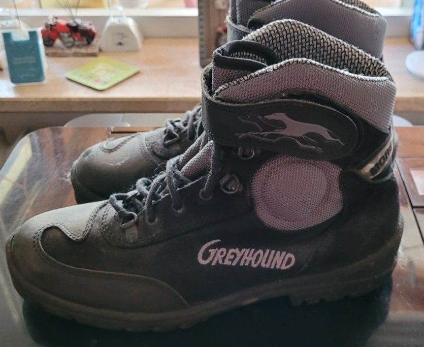 Greyhound Motorradstiefel Motorradschuh Winterstiefel Gr. 41 Grau in Rheinfelden (Baden)