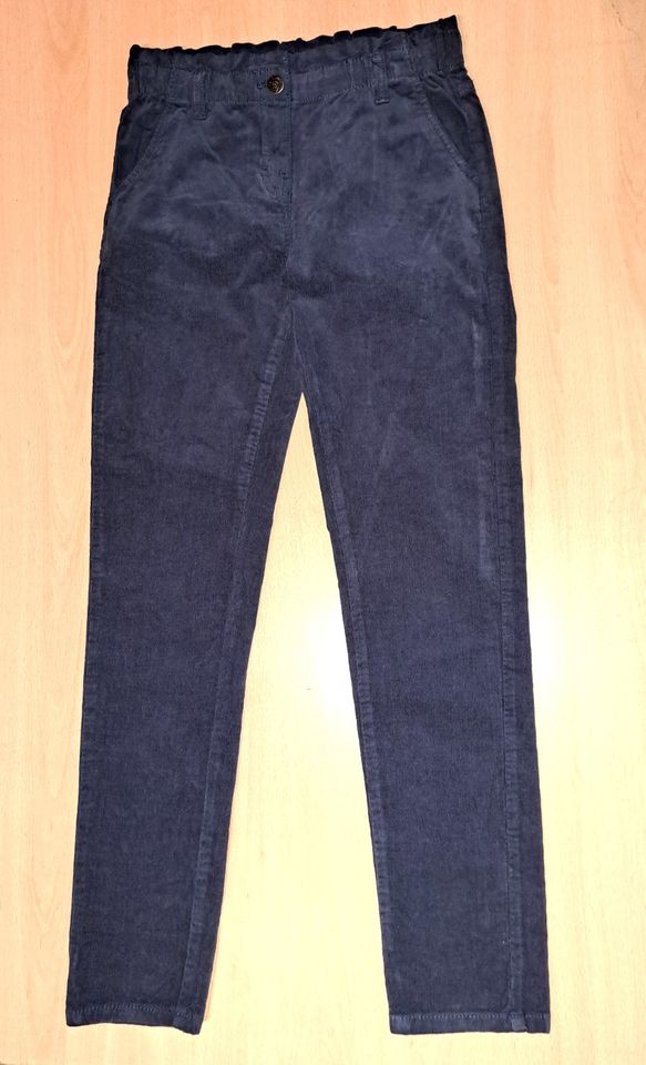 Schöne Mädchen Hose 152 Blau Kord Jeans NEU in Bochum