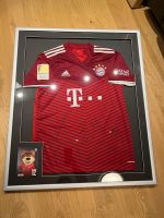 FC Bayern Trikot signiert im Trikotrahmen Original Frankfurt am Main - Sachsenhausen Vorschau