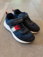 Kinder Sneaker Tommy Hilfiger Größe 31 Nordrhein-Westfalen - Solingen Vorschau