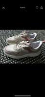 Bershka Sneaker Turnschuhe beige rosa 39 NEU Nordrhein-Westfalen - Gladbeck Vorschau