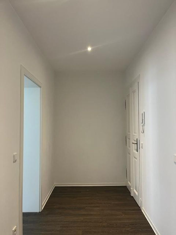 75 qm Neubau im Altbau zu verkaufen mit Balkon und EBK in Leipzig