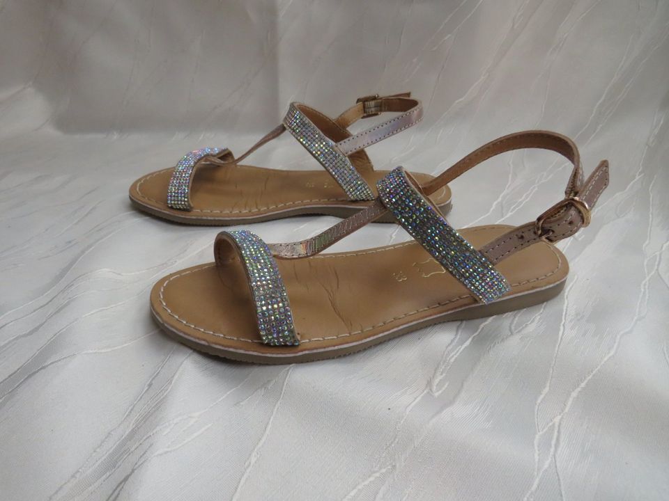 gold-glitzernde Sandalen von Cecile & Jerome Gr. 33 in Thyrnau