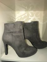 Buffalo Ankle Boots Plateau Stiefeletten grau NP 69,90€ Gr.39 Düsseldorf - Eller Vorschau