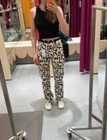 Monki high waist Hose Jeans gerader Schnitt artsy cool Festival Baden-Württemberg - Tübingen Vorschau