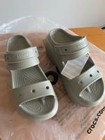 Crocs classic Mega Crush Sandalen 39/40 NEW Hessen - Laubach Vorschau