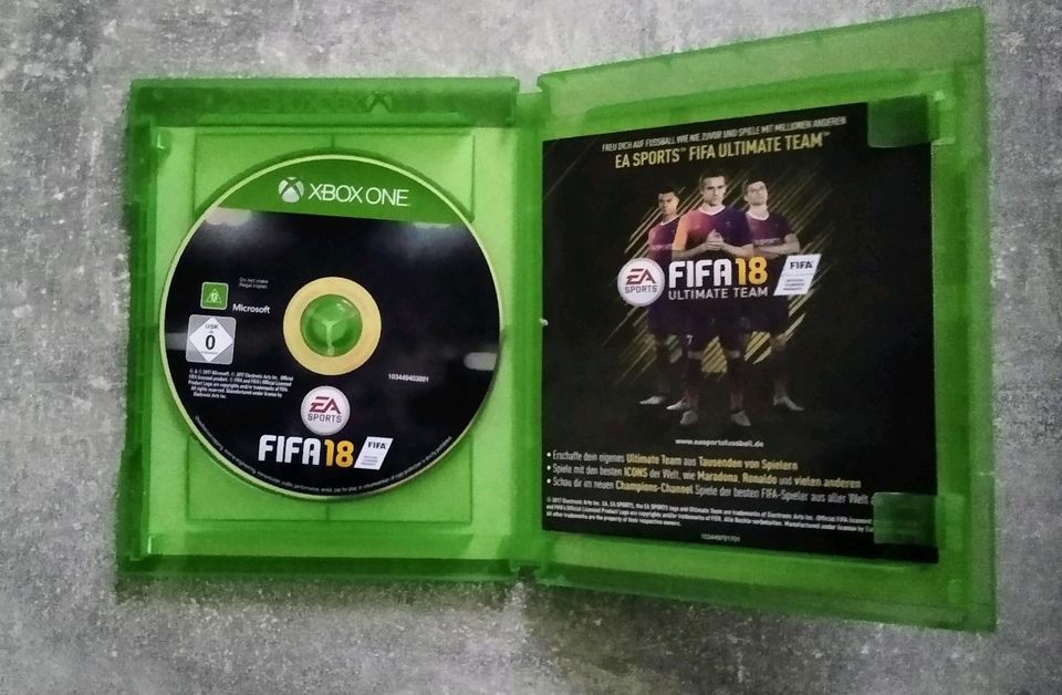 XBox Spiel FIFA 18 & 19 in Eschborn