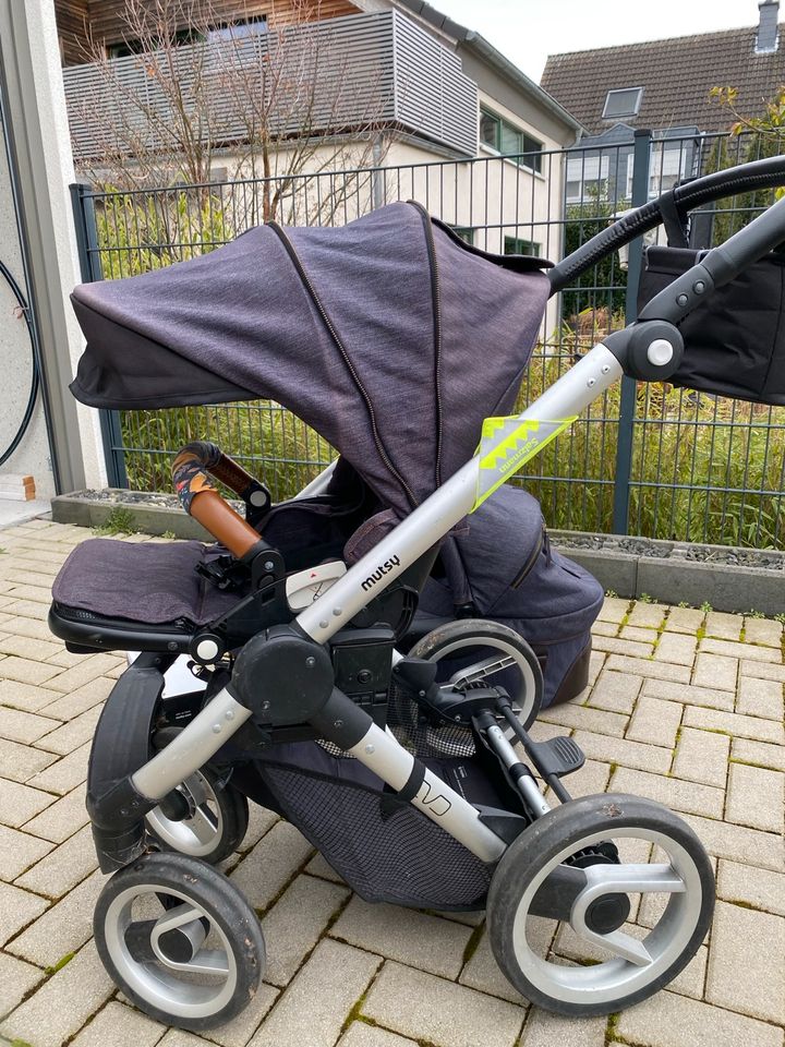 Kombi Kinderwagen Mutsy Evo in Troisdorf